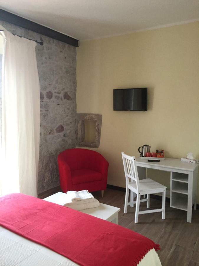 Bomarosa B&B Bosa Ngoại thất bức ảnh